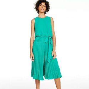 Vince Camuto Green Sleeveless Pleated Crop Jumpsuit - Size 14